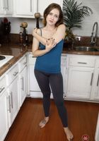 Brielle Woods in hairy fun, Brielle Woods (bri071) ATK Natural & Hairy: Brielle Woods (Brielle Woods in hairy fun)