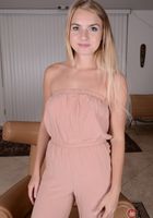 Hannah Hawthorne in footfetish, Hannah Hawthorne (han030) ATK Galleria: Hannah Hawthorne (Hannah Hawthorne in footfetish)