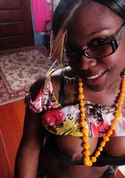 Hairy black model Kiana spreads her pussy, Kiana Love (kia003) ATK Archives: Kiana Love (Hairy black model Kiana spreads her pussy)