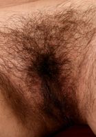 Hairy Kimmi spreads her bush, Kimmi (kim052) ATK Archives: Kimmi (Hairy Kimmi spreads her bush)