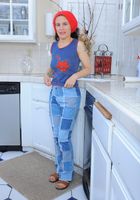 Marie in mature and hairy, Marie (mar318) ATK Petites: Marie (Marie in mature and hairy)