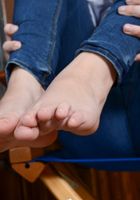 Maya shows her sexy soles and pink little holes., Maya Kendrick (may021) ATK Galleria: Maya Kendrick (Maya shows her sexy soles and pink little holes.)