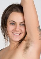 Hairy Onyx spreads her bush, Onyx (ony001) ATK Archives: Onyx (Hairy Onyx spreads her bush)