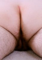 Sandy spreads her pussy, Sandy (san052) ATK Archives: Sandy (Sandy spreads her pussy)